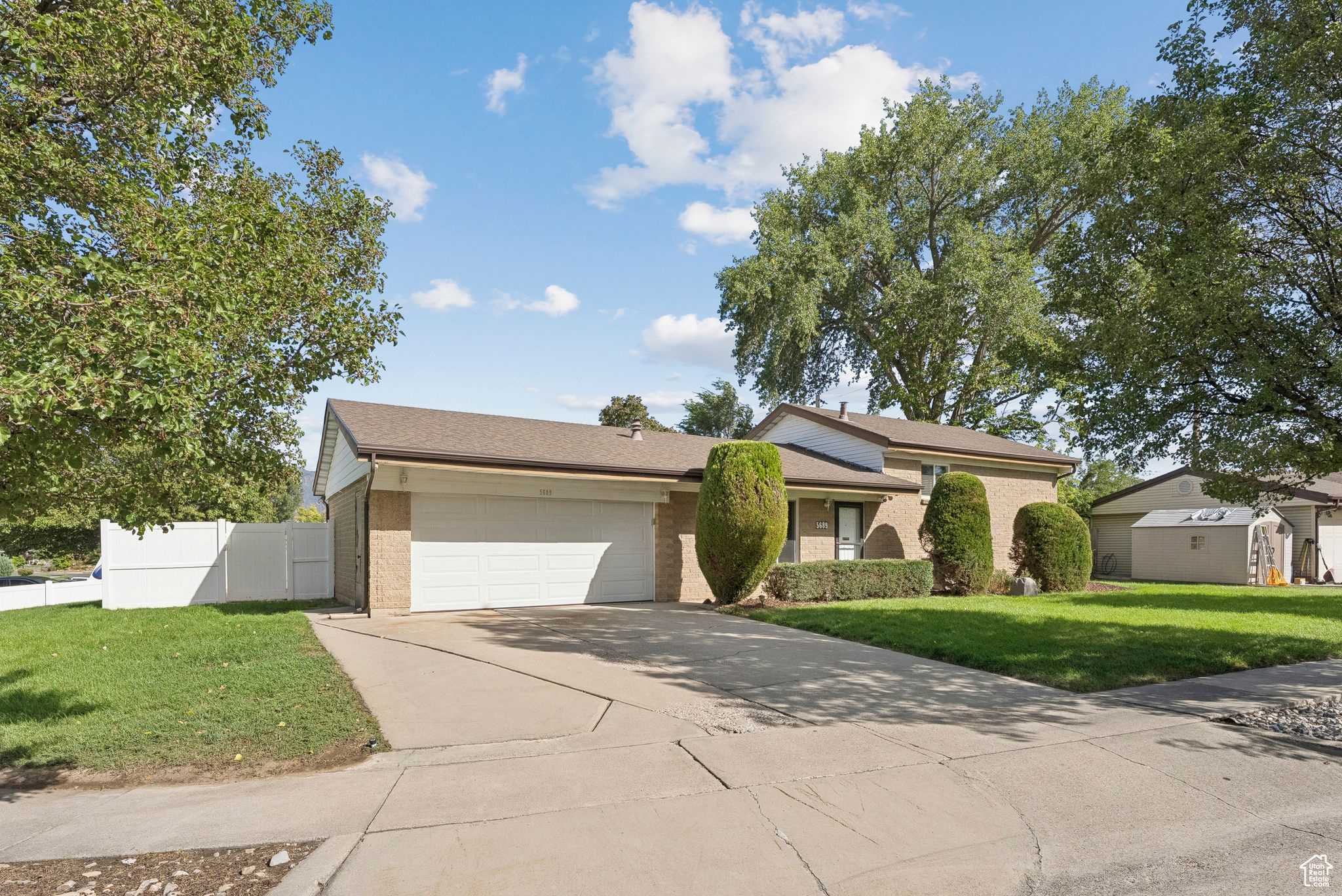 AUBURN GARDENS - Residential