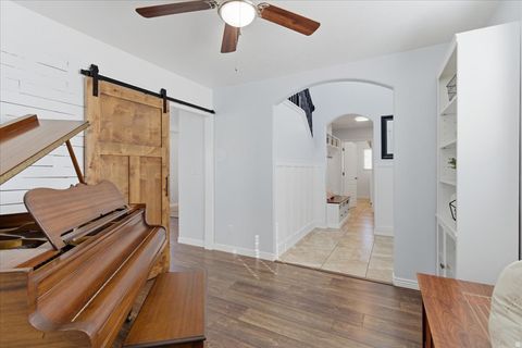 Tiny photo for 427 W CINNAMON CIR, Saratoga Springs, UT 84045 (MLS # 2134615)