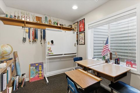 Tiny photo for 427 W CINNAMON CIR, Saratoga Springs, UT 84045 (MLS # 2134615)