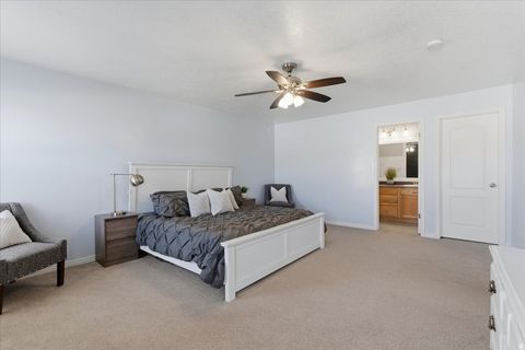 Tiny photo for 427 W CINNAMON CIR, Saratoga Springs, UT 84045 (MLS # 2134615)