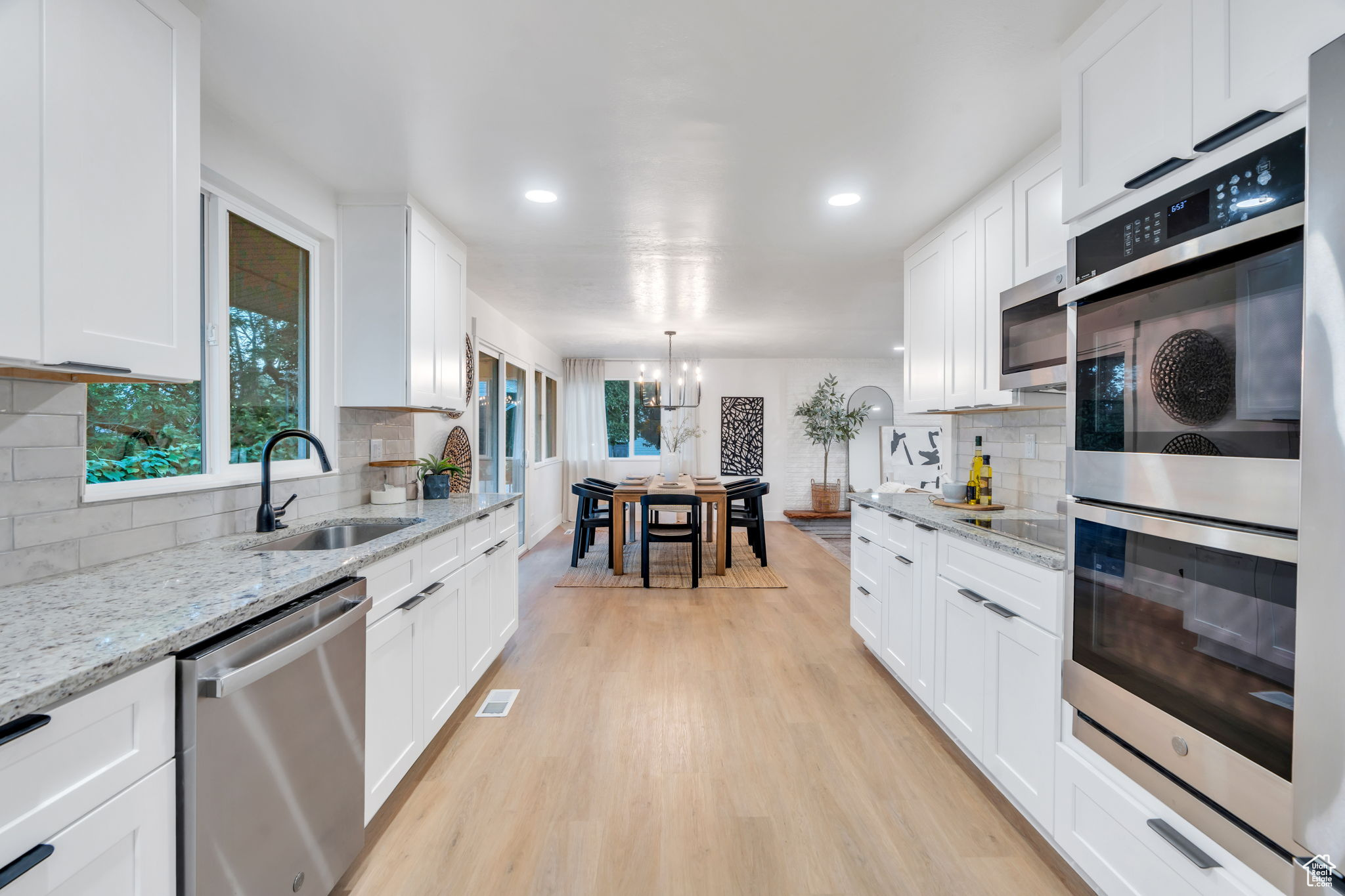 INDIAN HILLS - Residential