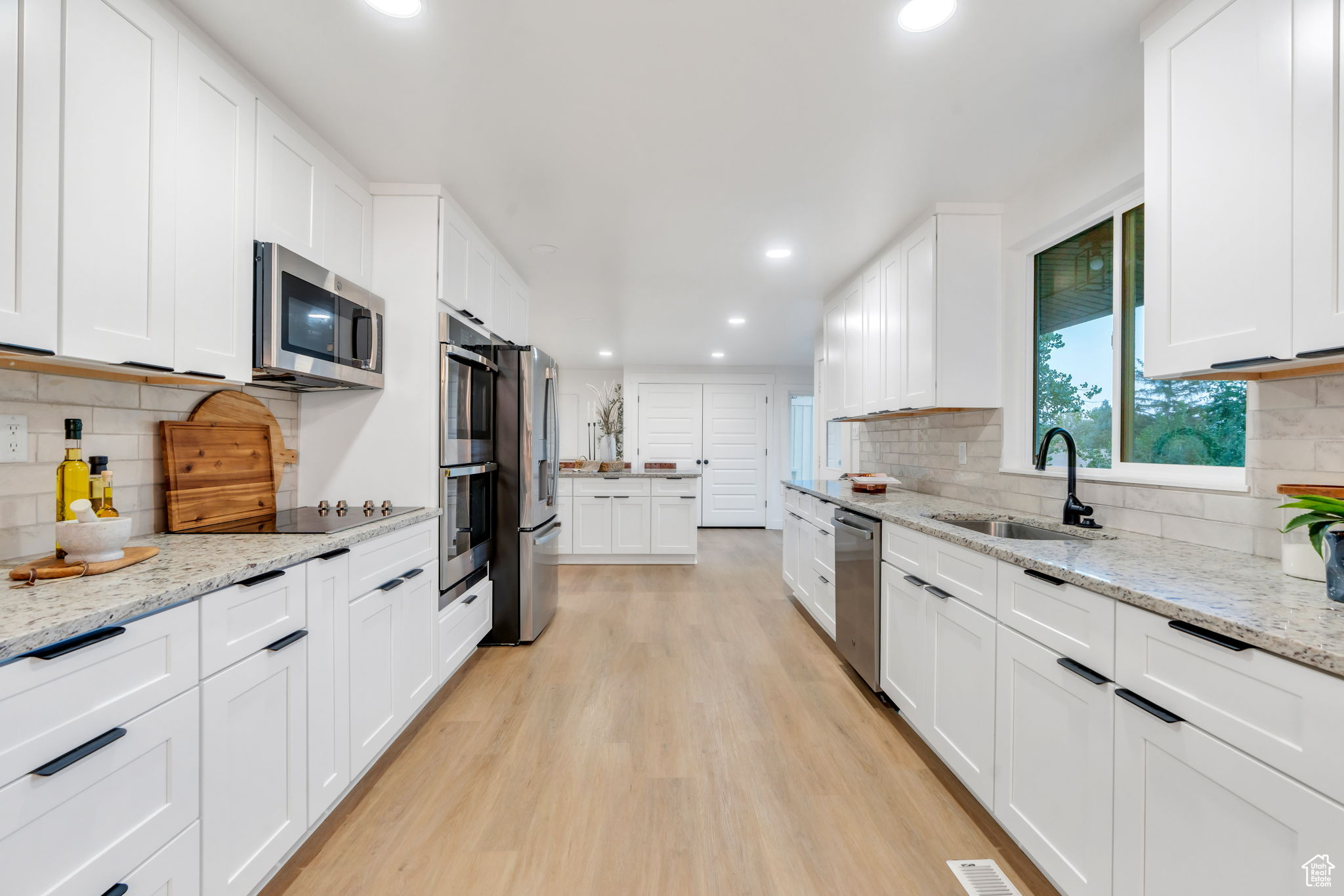 INDIAN HILLS - Residential