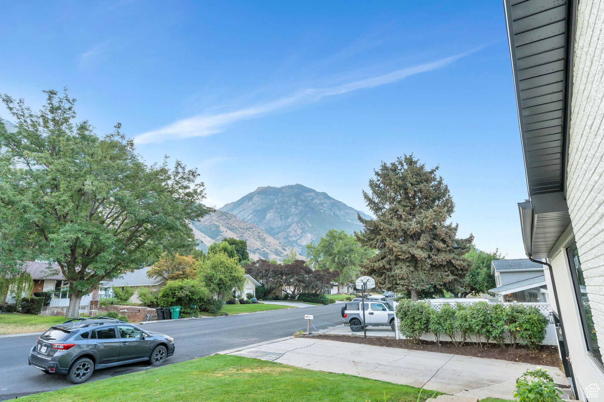 INDIAN HILLS - Residential