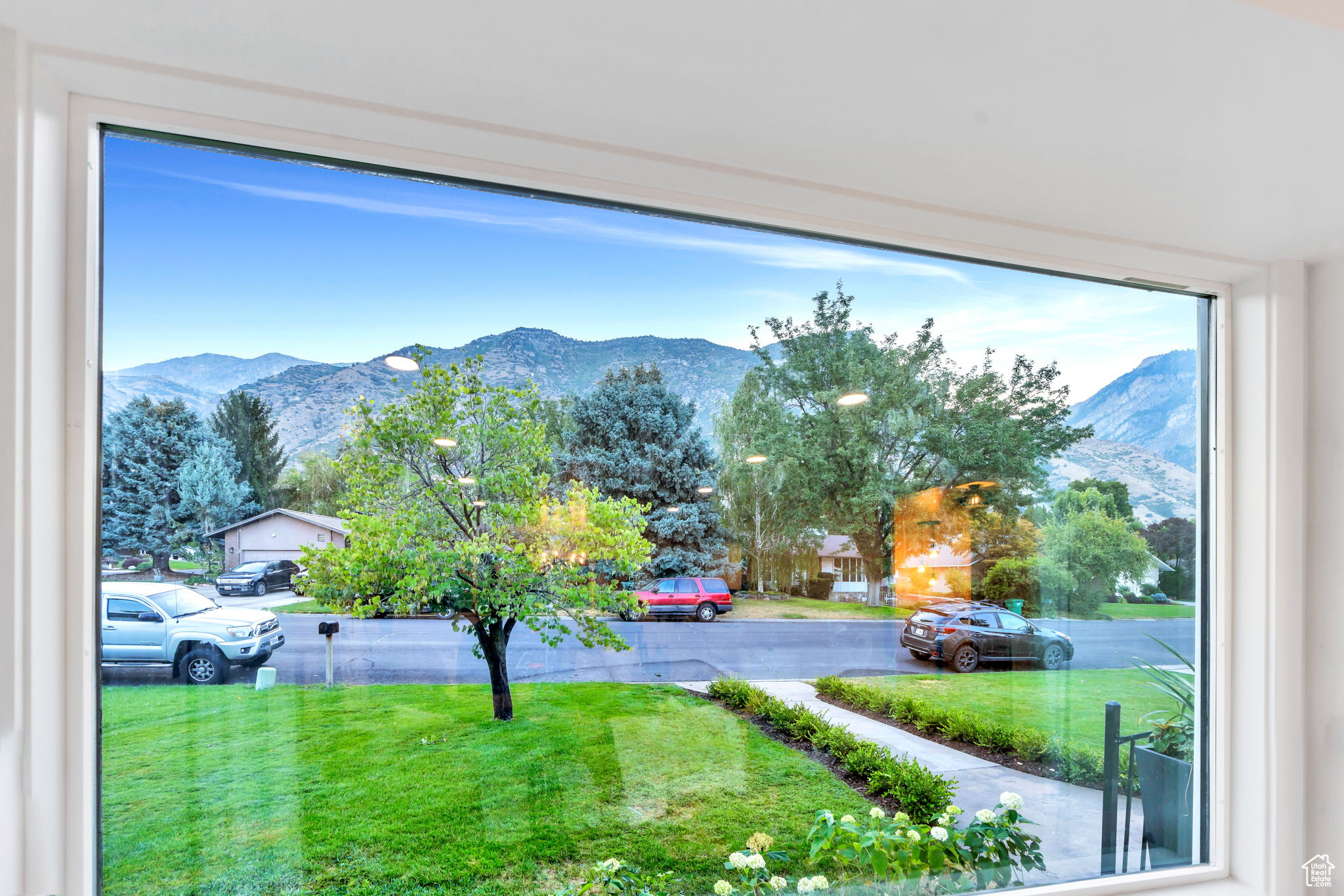 INDIAN HILLS - Residential