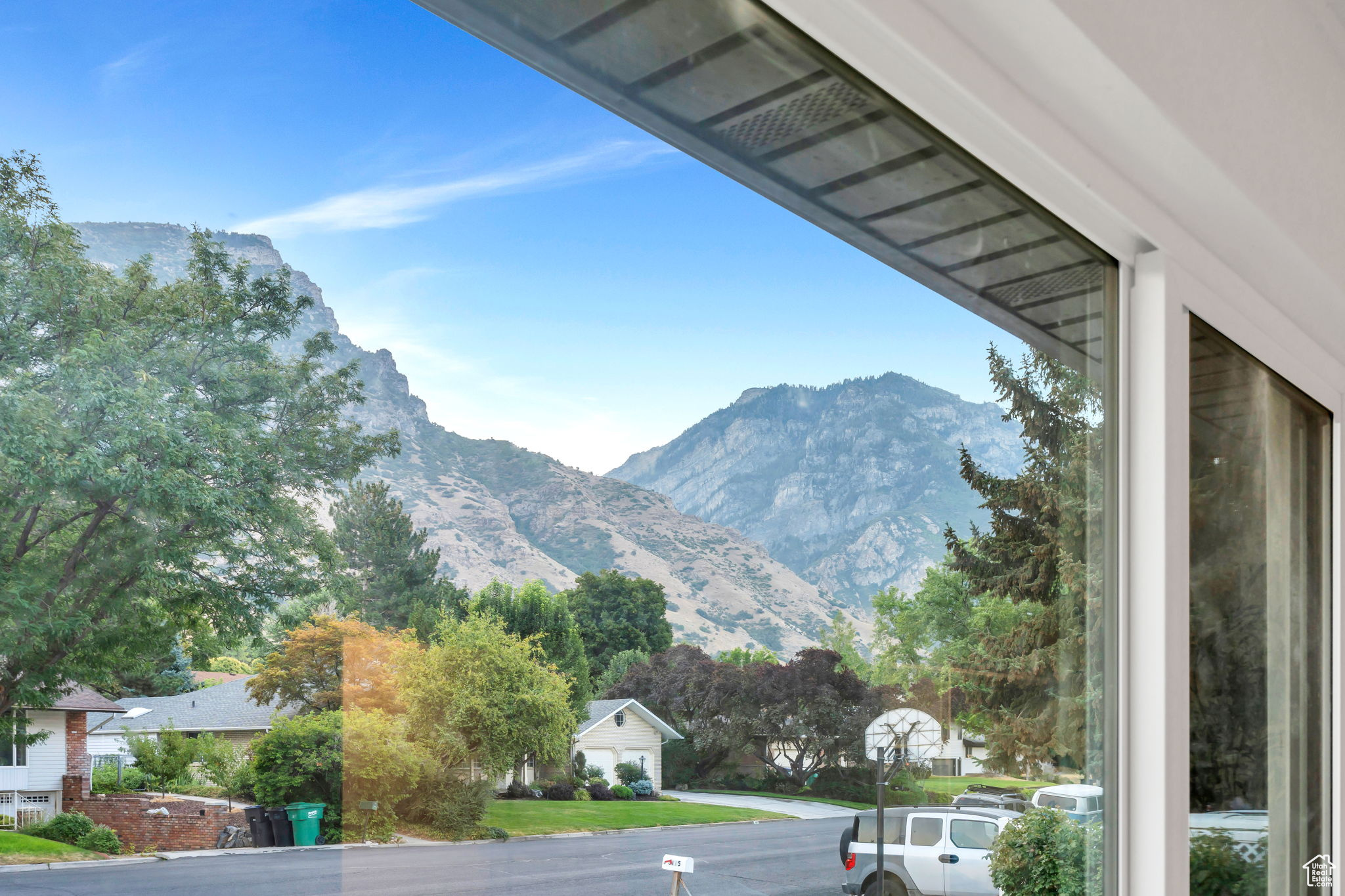 INDIAN HILLS - Residential