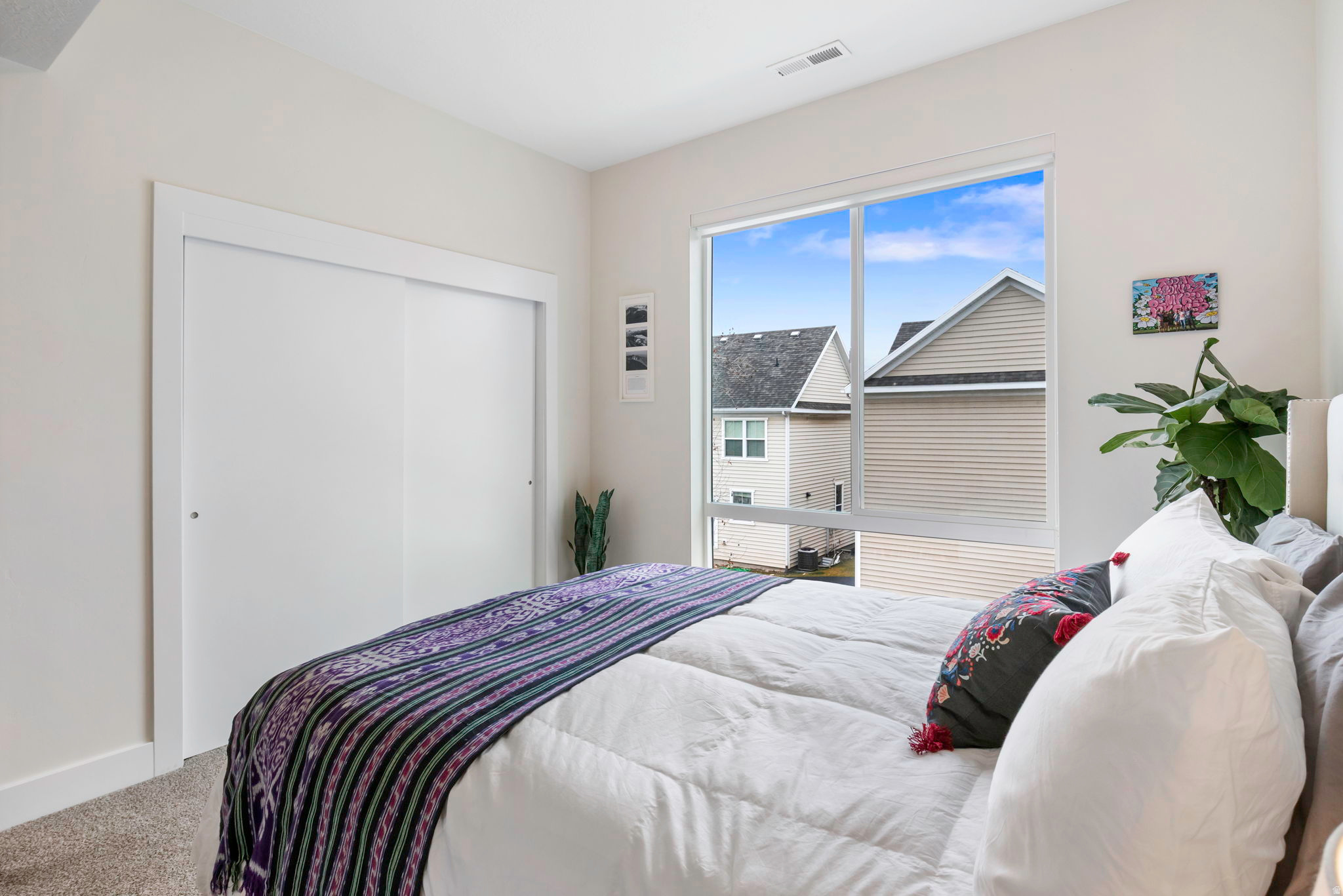 LOFTS ON REDWOOD - Residential