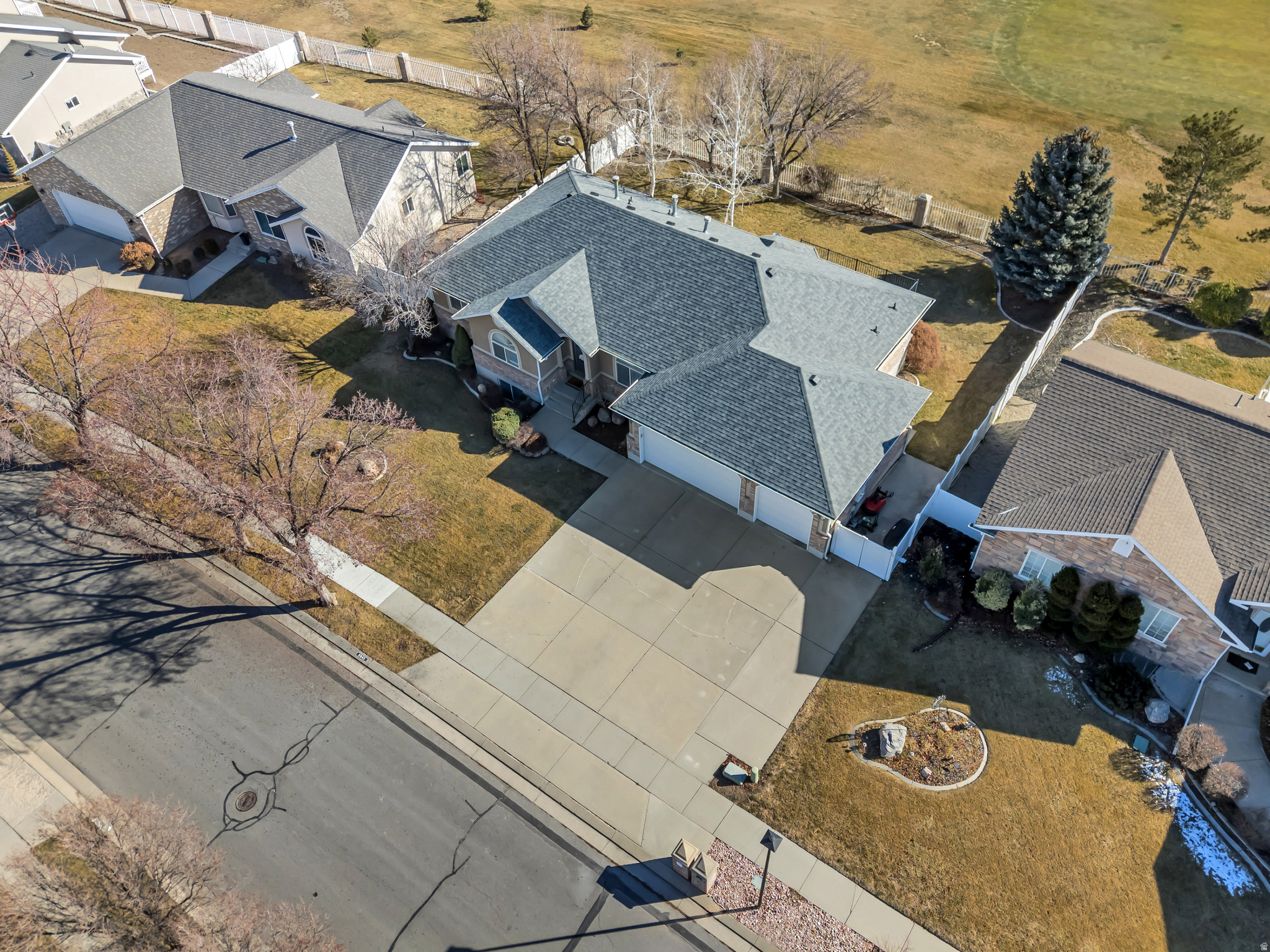 SOUTH RIDGE FAIRWAYS - Residential