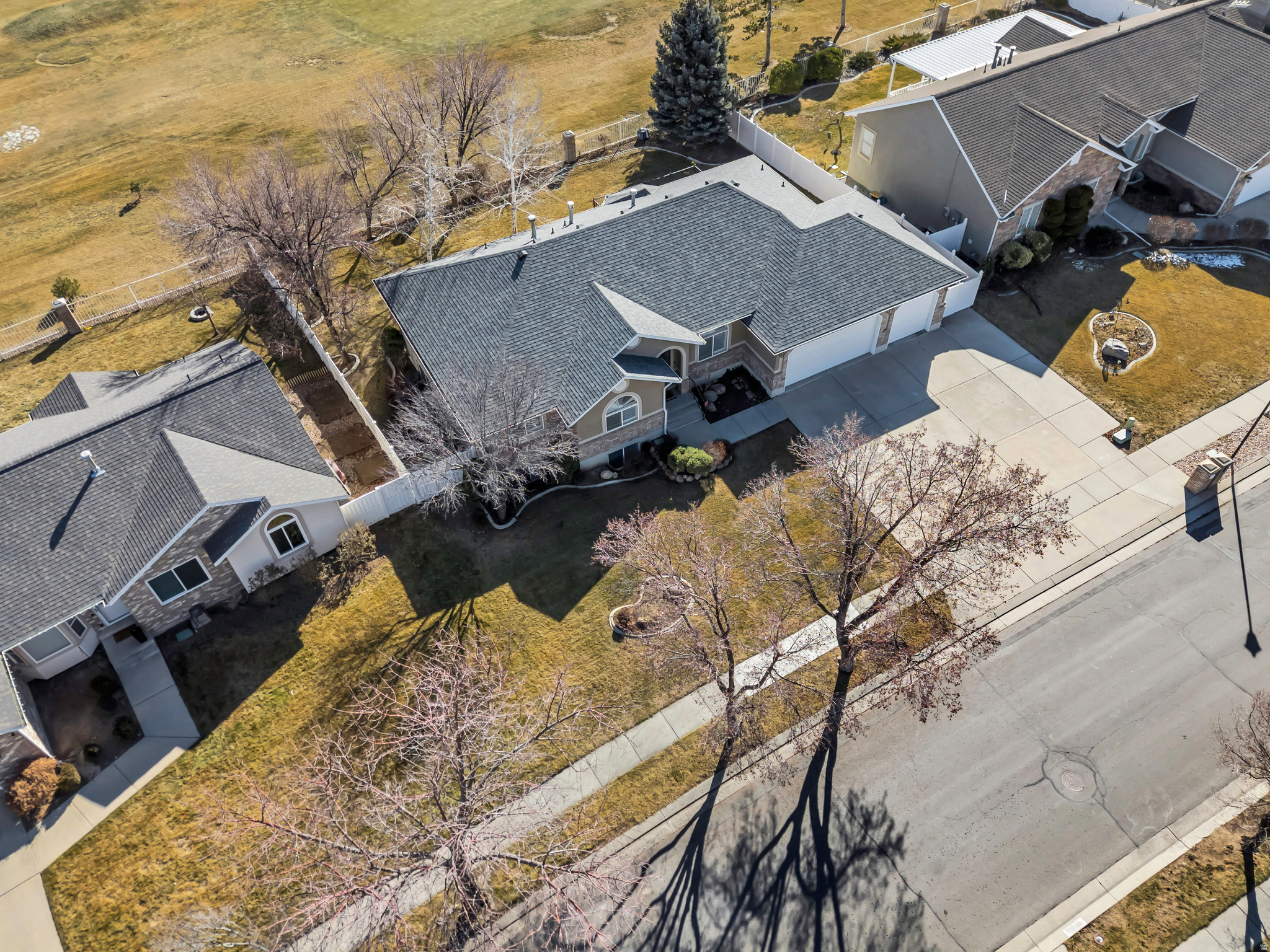 SOUTH RIDGE FAIRWAYS - Residential