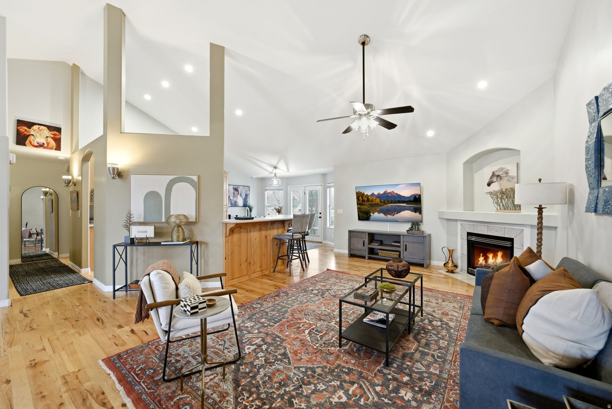 STONE HOLLOW ESTATES - Residential