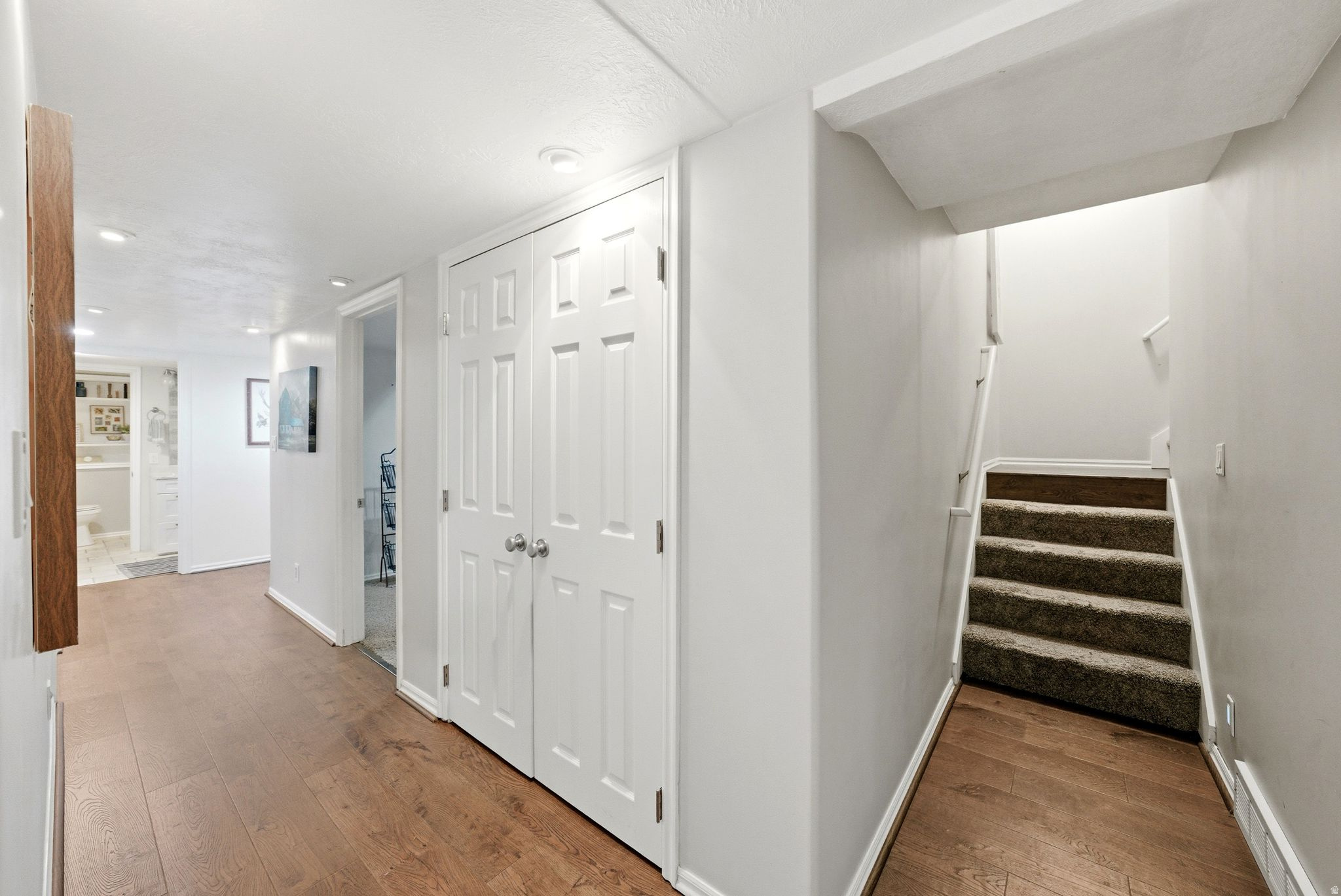 STONE HOLLOW ESTATES - Residential