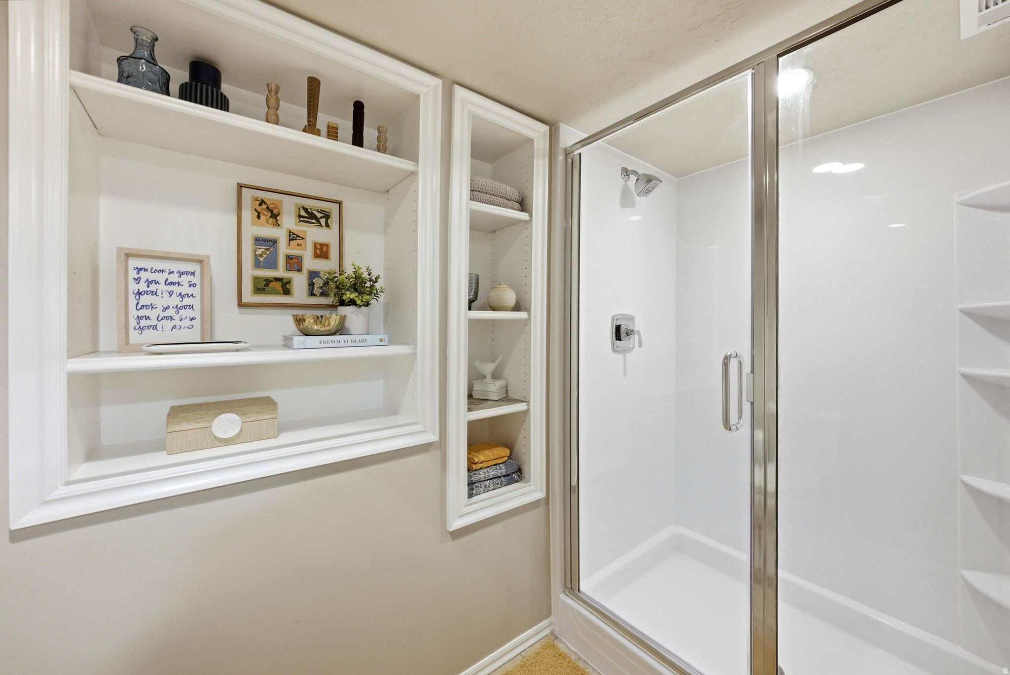 STONE HOLLOW ESTATES - Residential