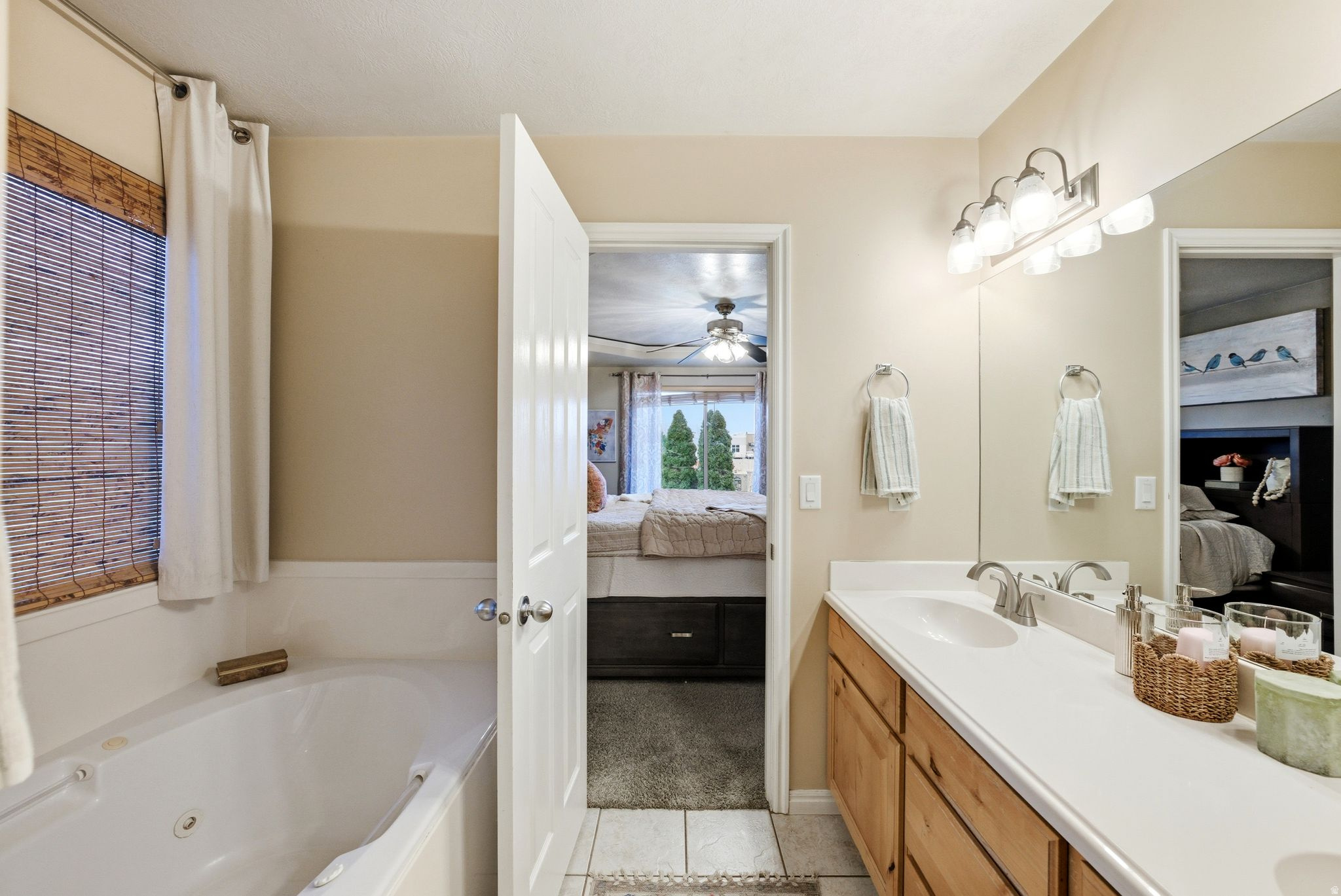 STONE HOLLOW ESTATES - Residential