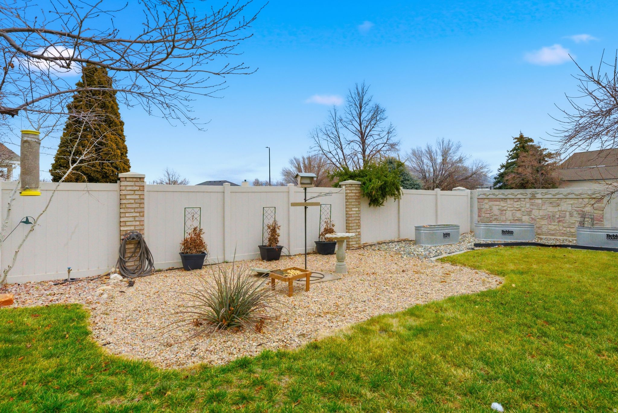 STONE HOLLOW ESTATES - Residential