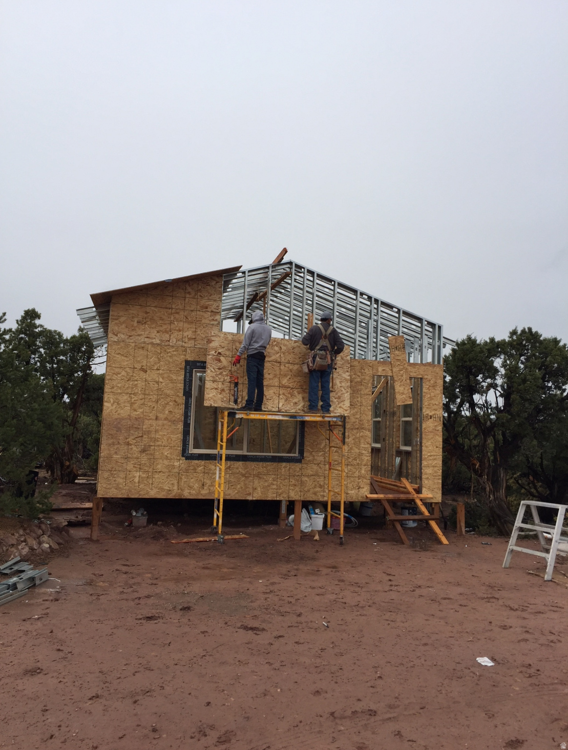 SUNDANCE WEST - Land