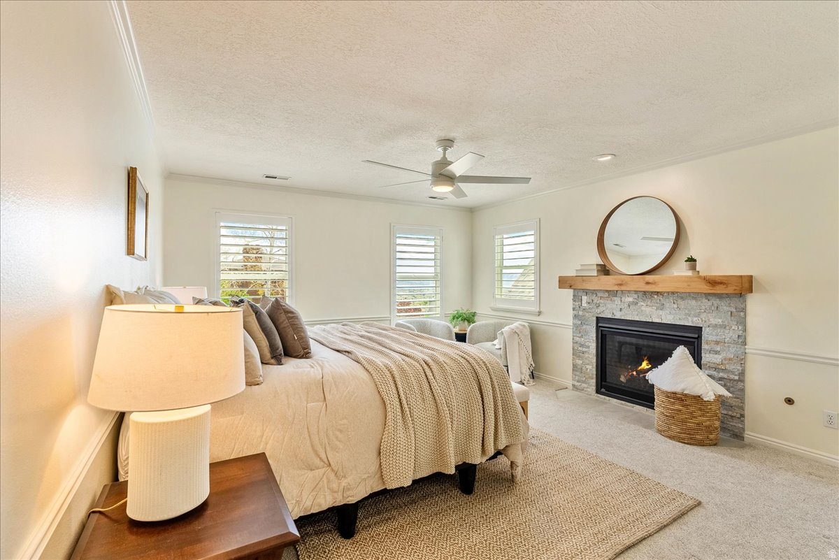 OAK HILLS - Residential