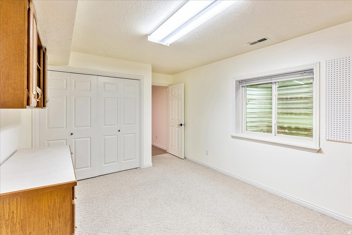 OAK HILLS - Residential