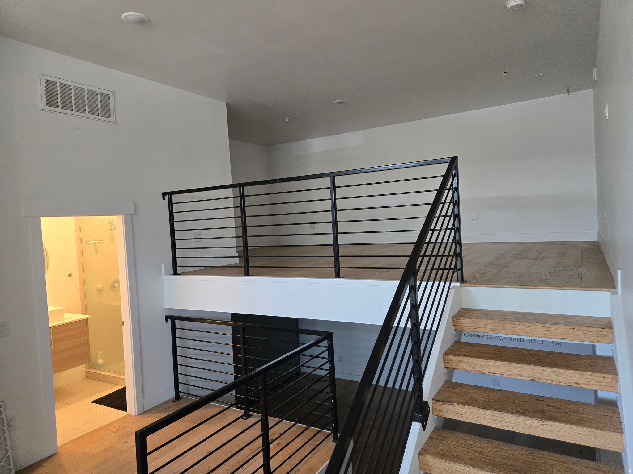 CENTRAL 9 LOFTS - Residential