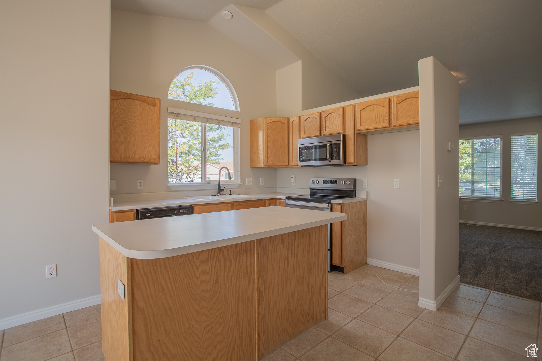 SHADOW MOUNTAIN SOUTH PHASE 8 - Residential