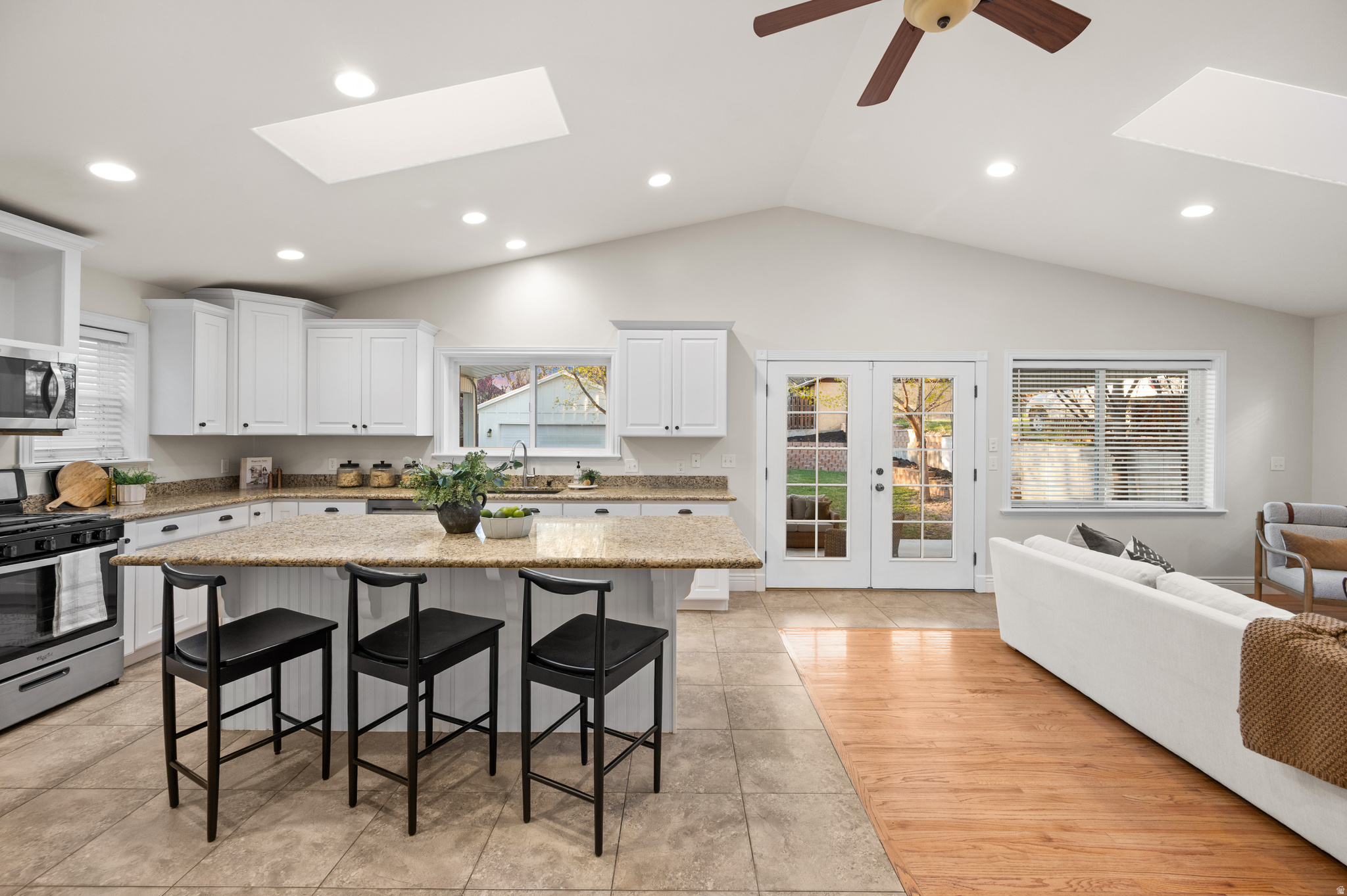 GILMER PARK - Residential