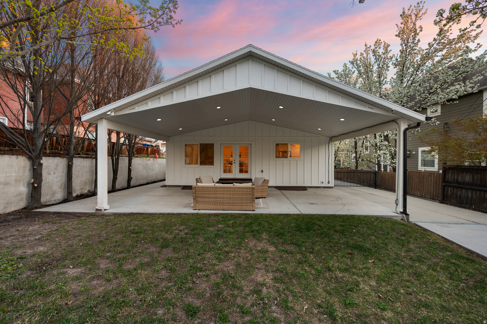 GILMER PARK - Residential