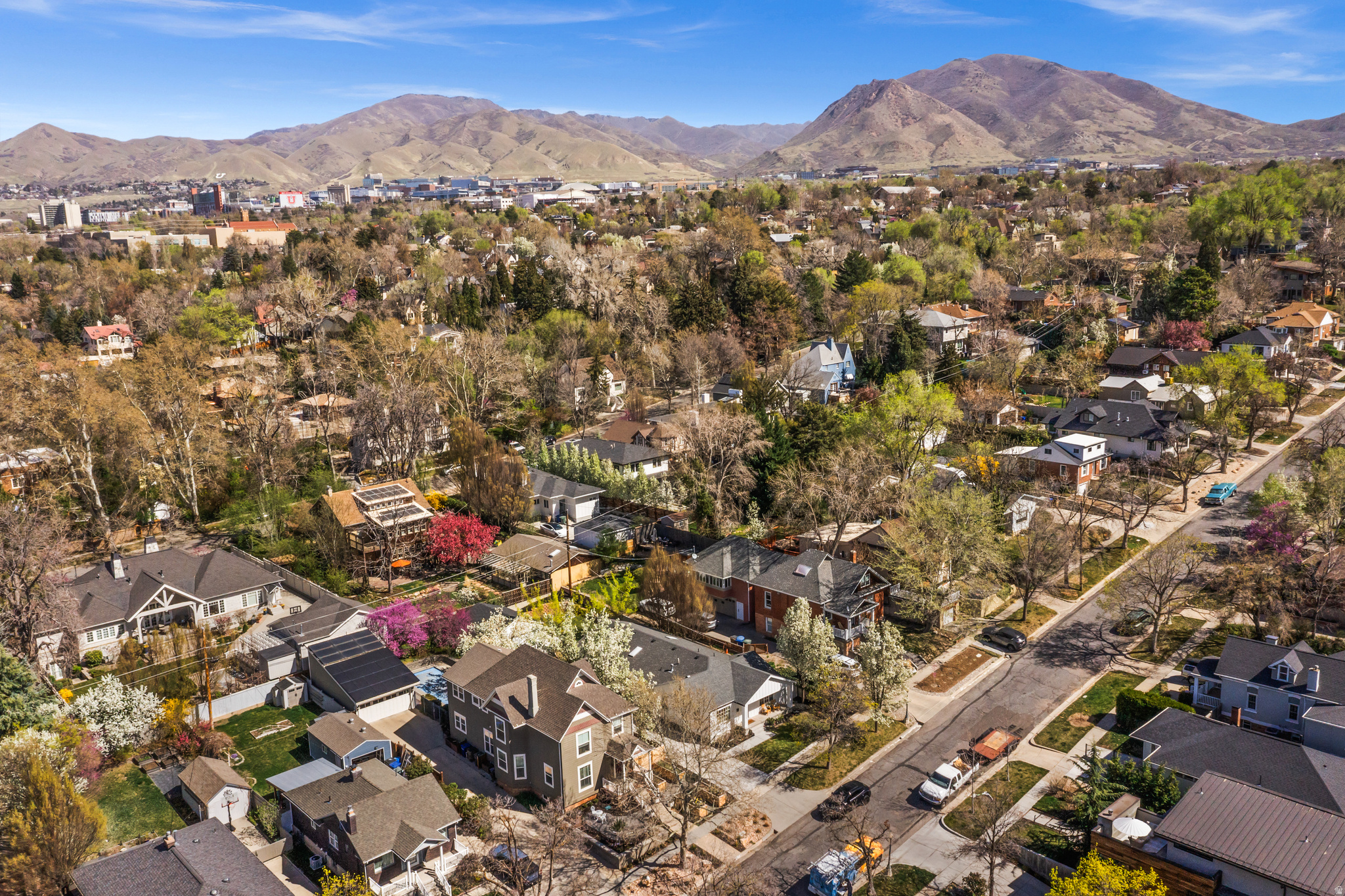 GILMER PARK - Residential