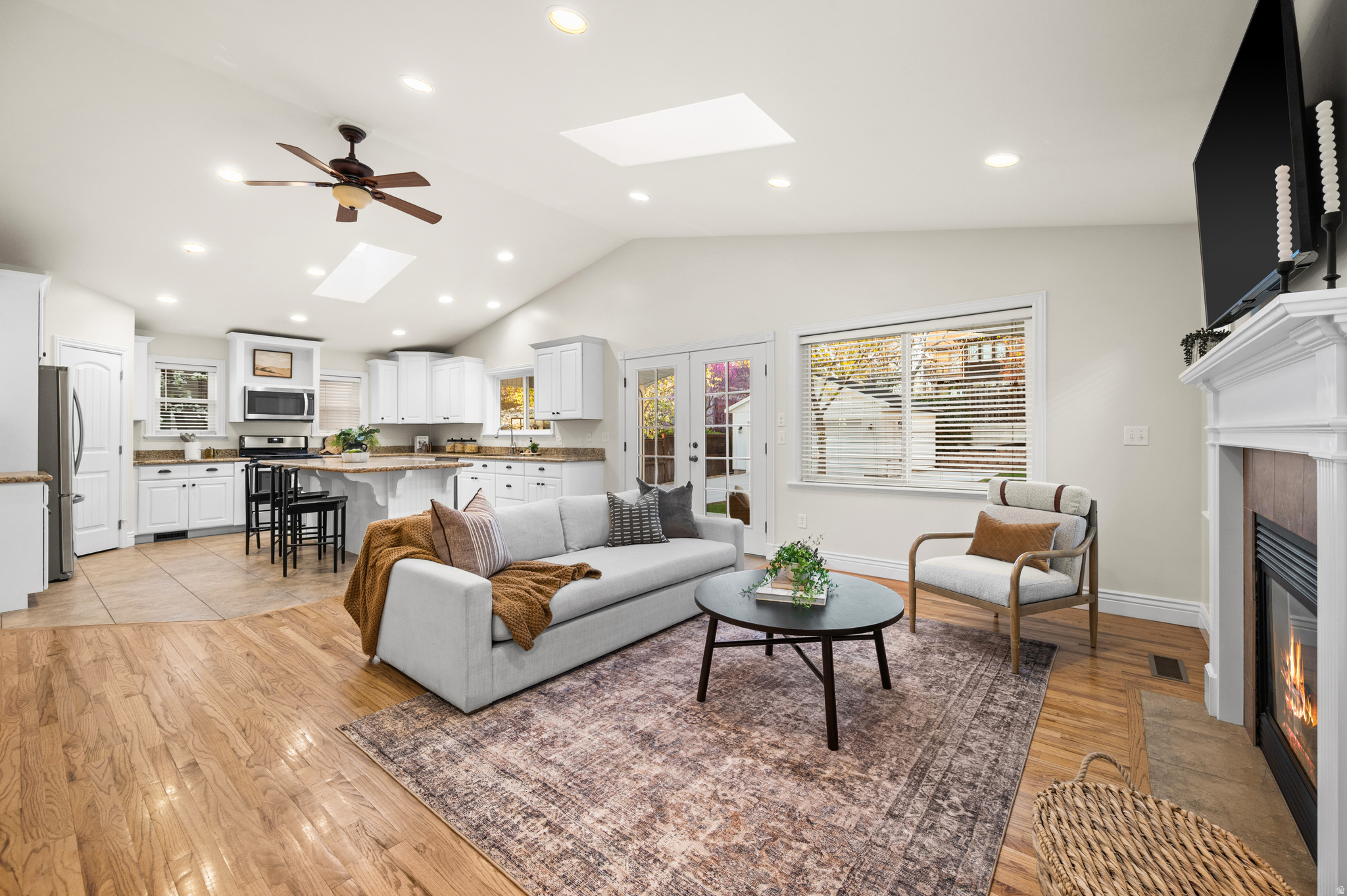 GILMER PARK - Residential