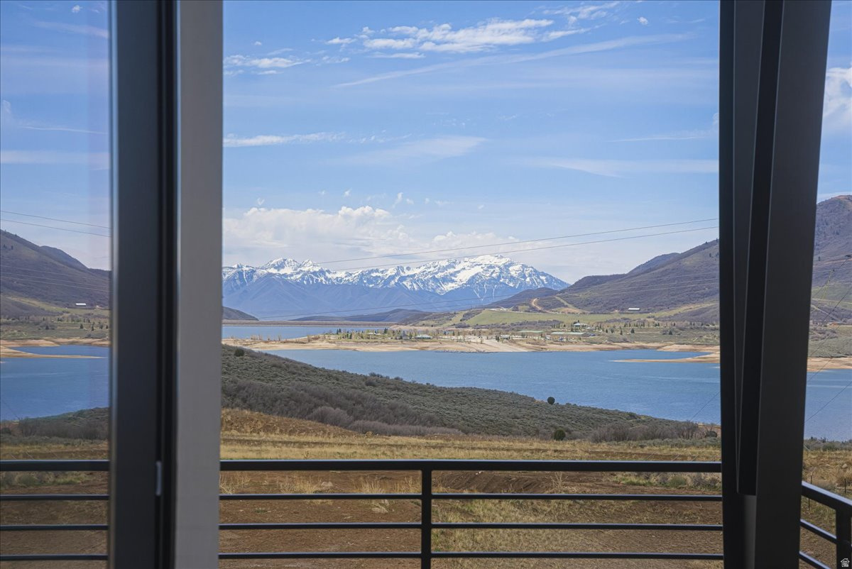 SHORELINE - Residential