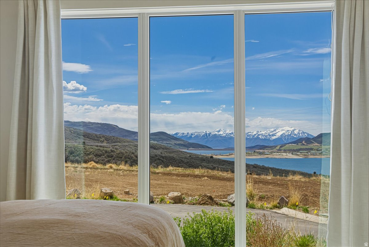 SHORELINE - Residential