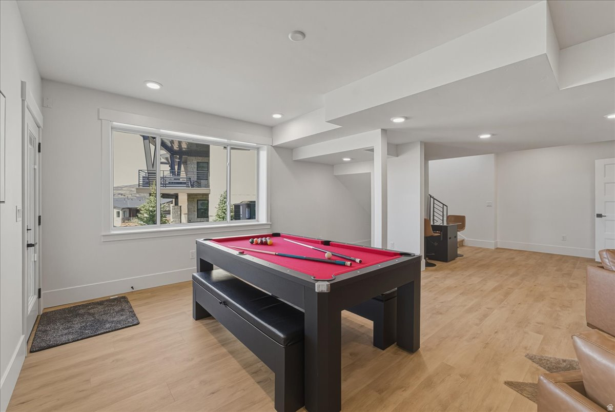 SHORELINE - Residential