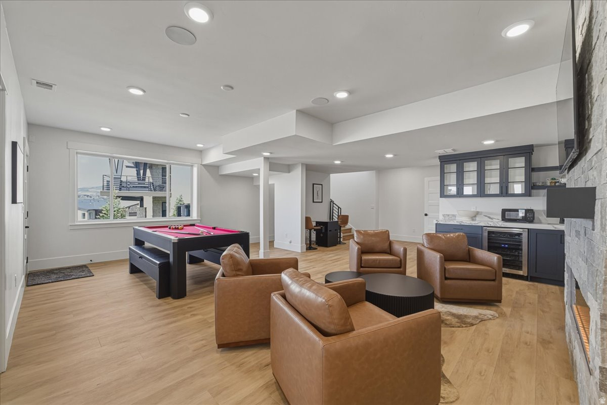 SHORELINE - Residential