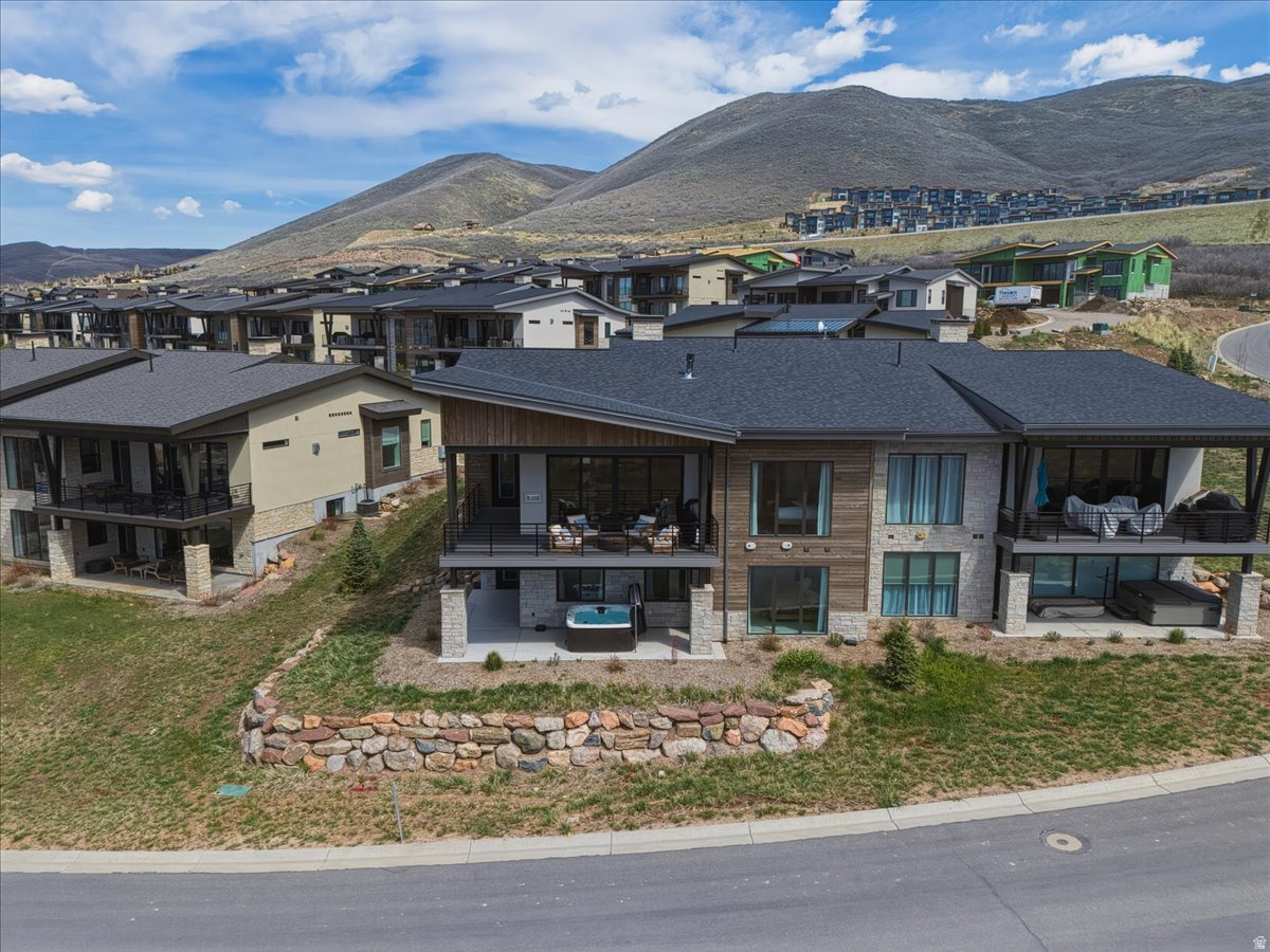 SHORELINE - Residential