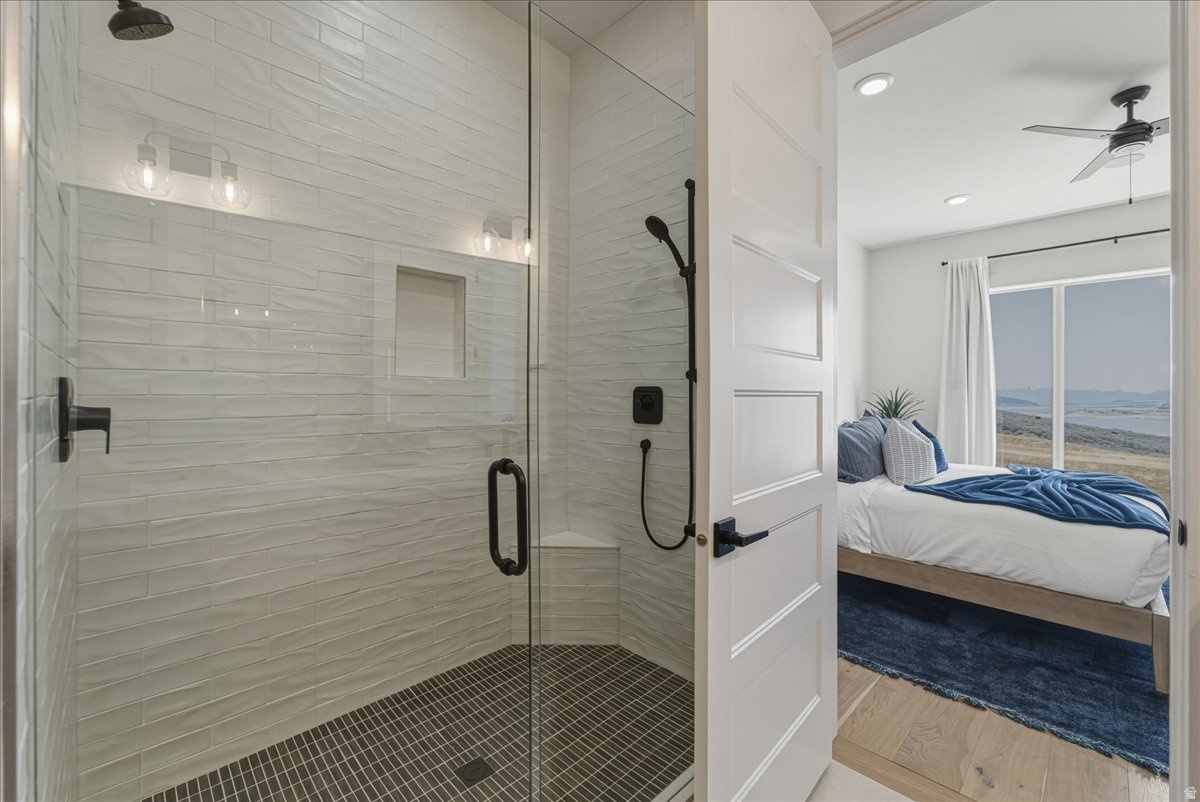 SHORELINE - Residential