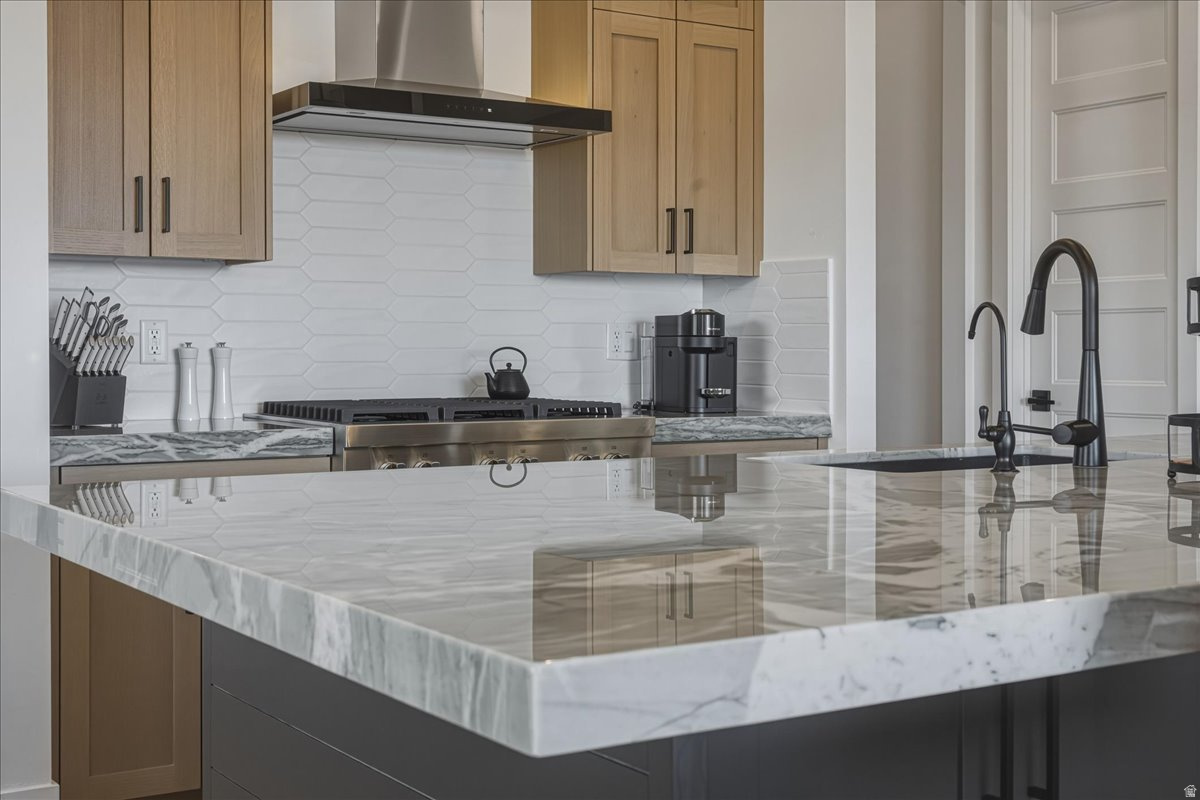 SHORELINE - Residential