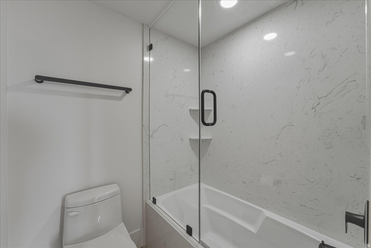 SHORELINE - Residential