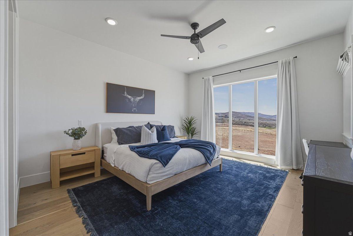 SHORELINE - Residential