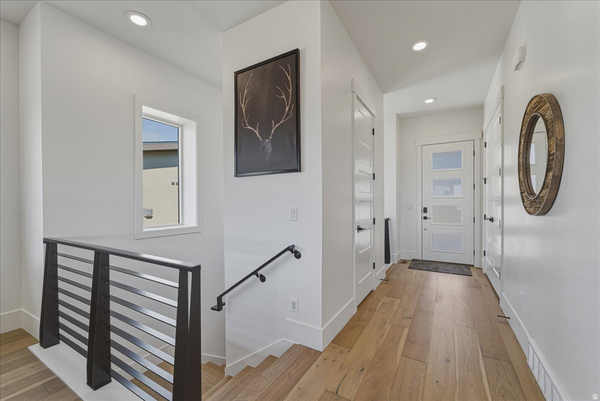 SHORELINE - Residential