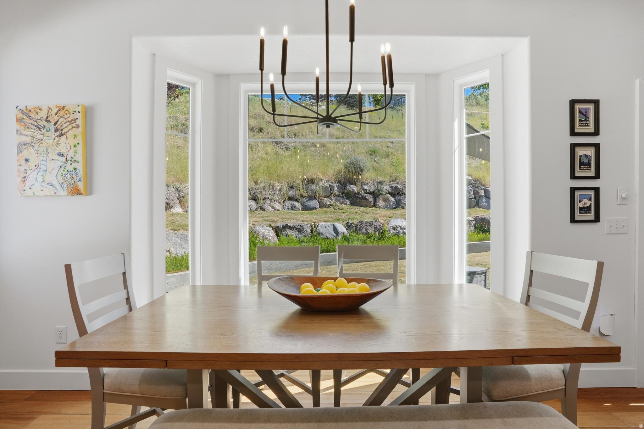 ROLLING HILLS ESTATE - Residential