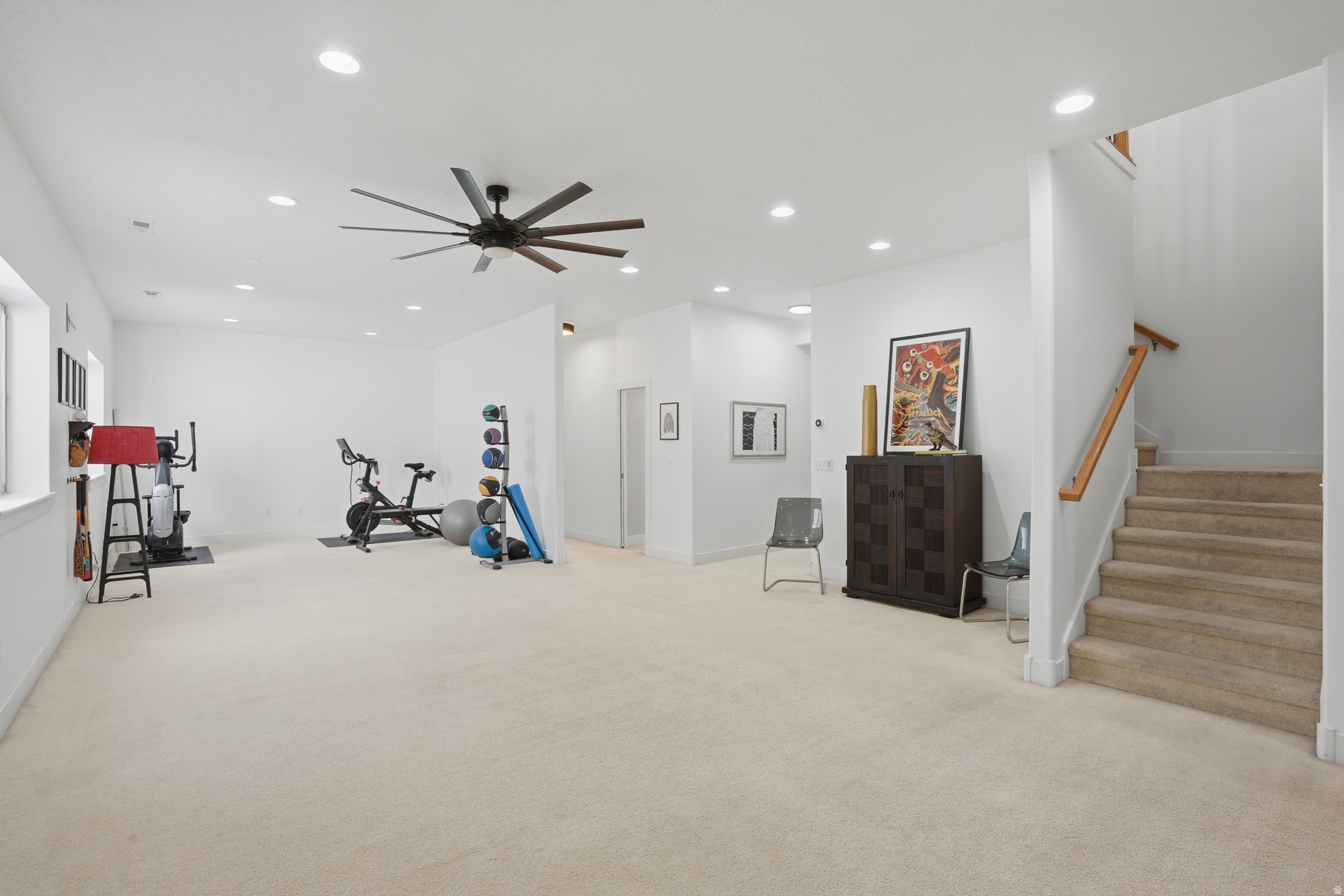 ROLLING HILLS ESTATE - Residential