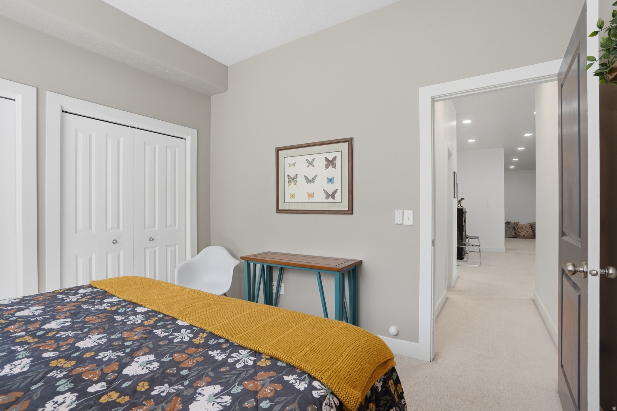 ROLLING HILLS ESTATE - Residential