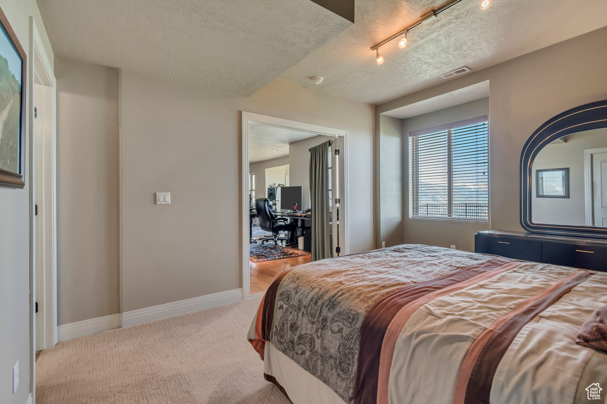 EAGLE CREST NO 1 AT SUNCREST - Residential