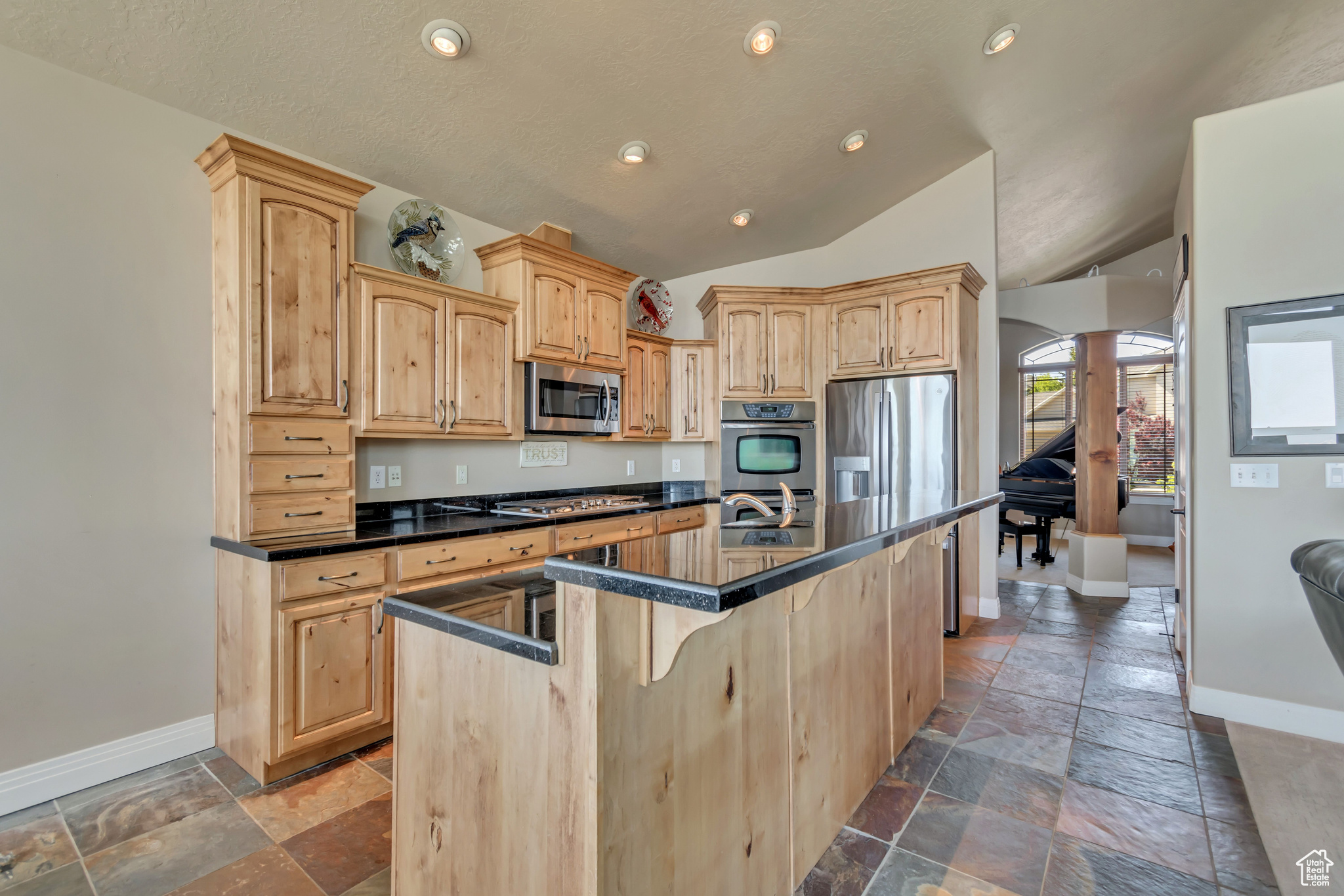 EAGLE CREST NO 1 AT SUNCREST - Residential