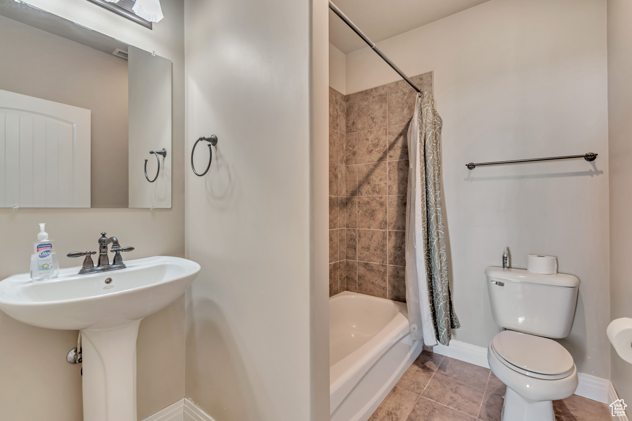 EAGLE CREST NO 1 AT SUNCREST - Residential