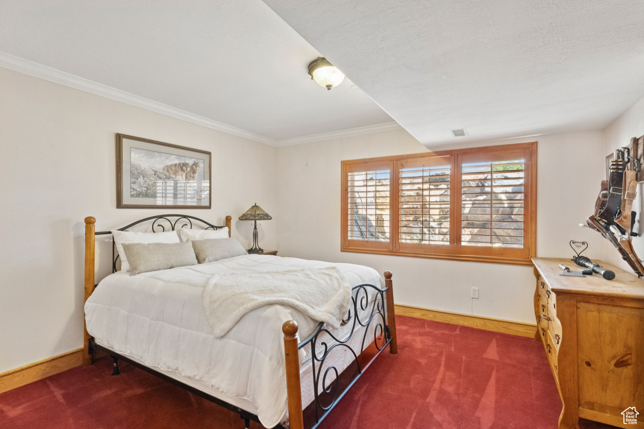 EQUESTRIAN ESTATES - Residential