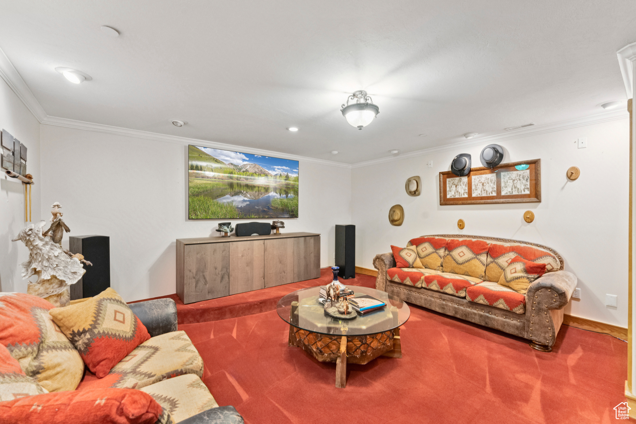 EQUESTRIAN ESTATES - Residential