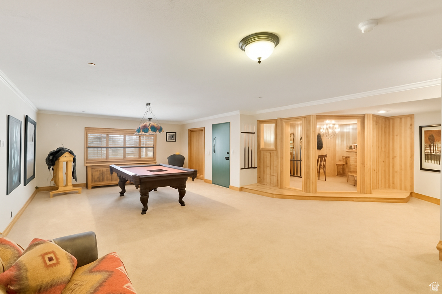 EQUESTRIAN ESTATES - Residential
