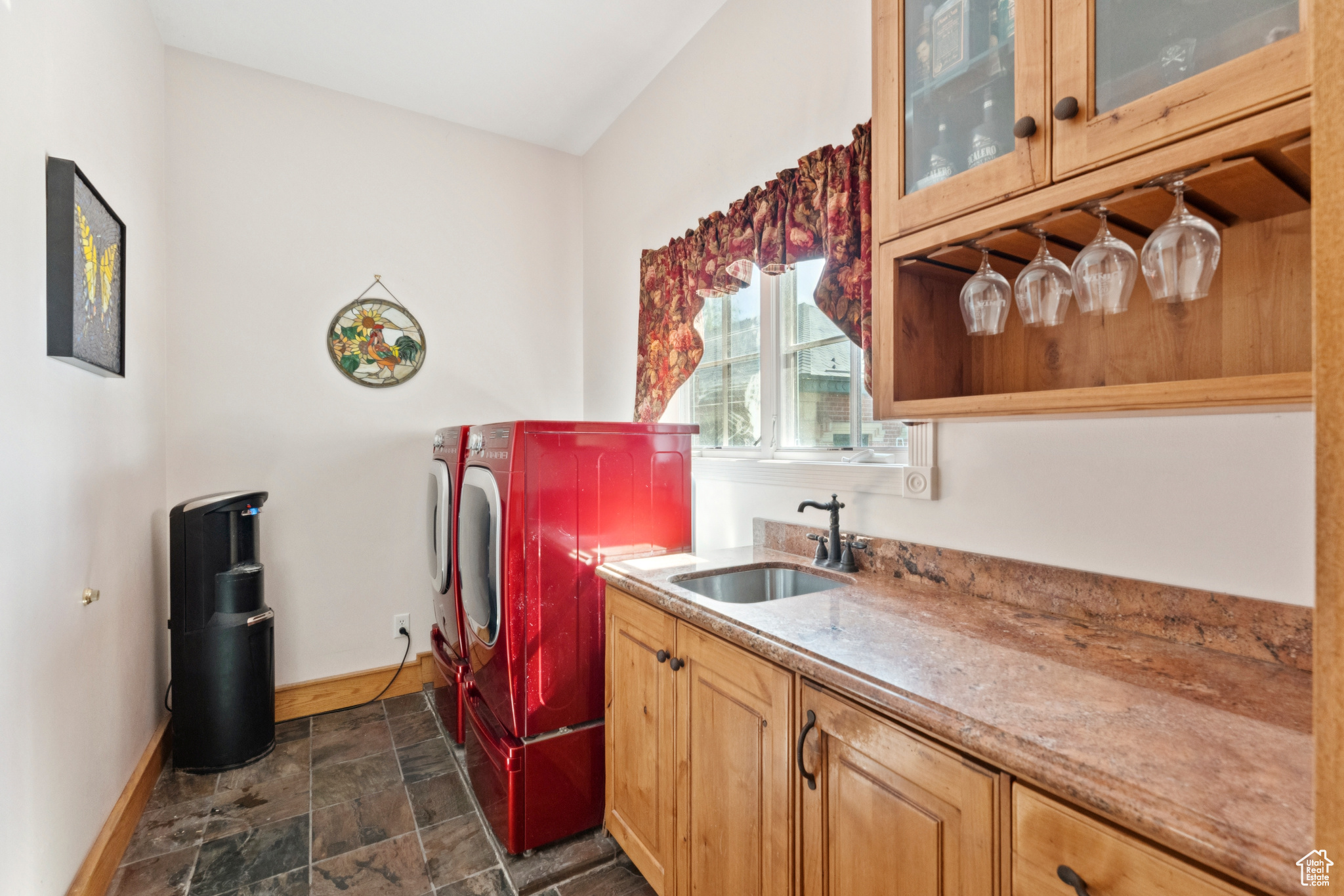 EQUESTRIAN ESTATES - Residential