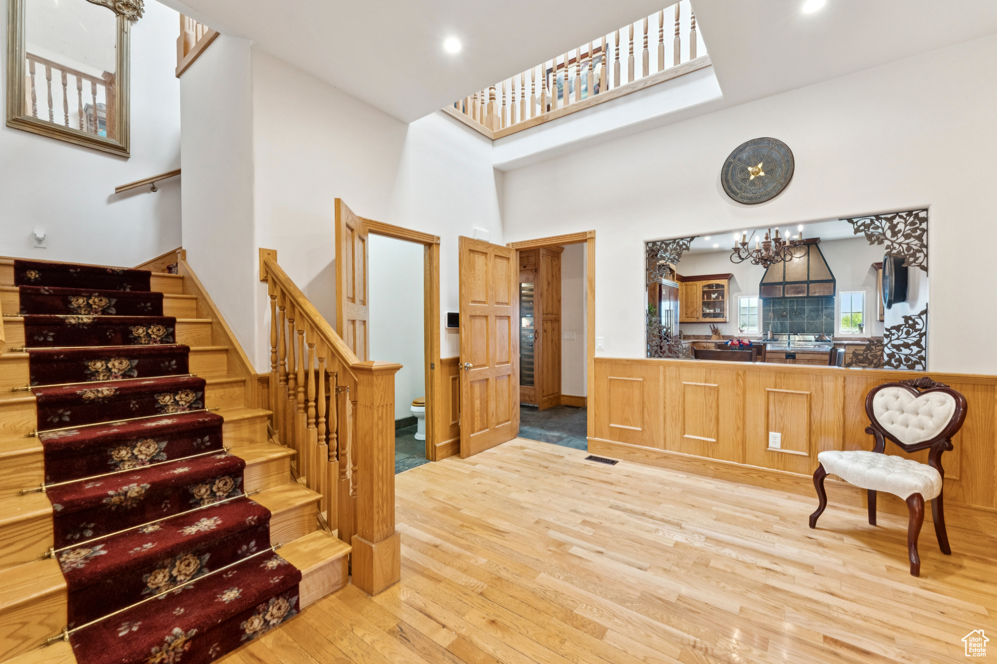 EQUESTRIAN ESTATES - Residential