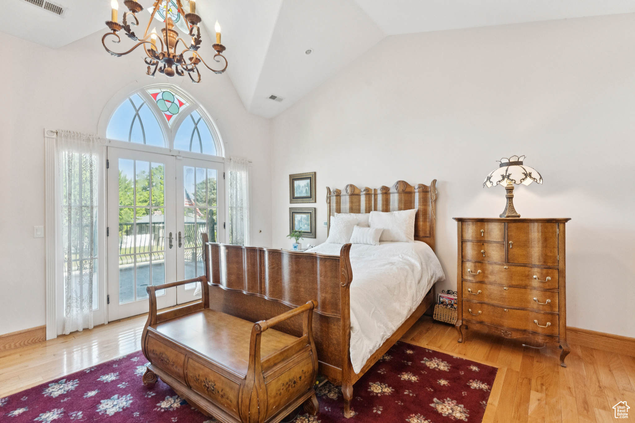 EQUESTRIAN ESTATES - Residential