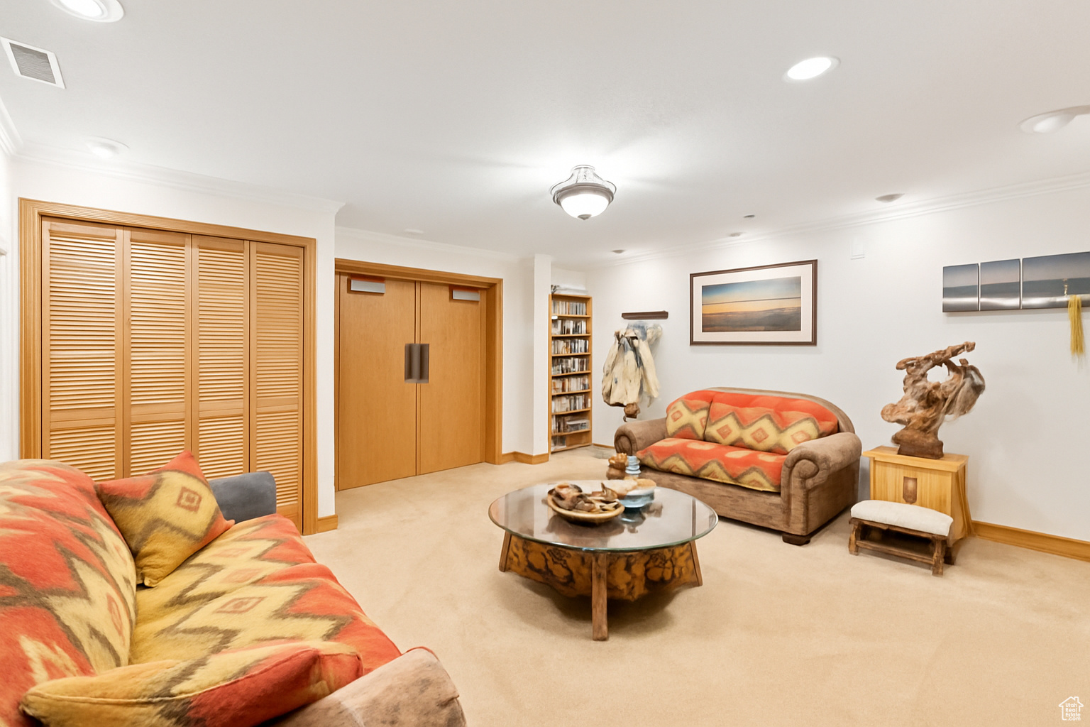EQUESTRIAN ESTATES - Residential