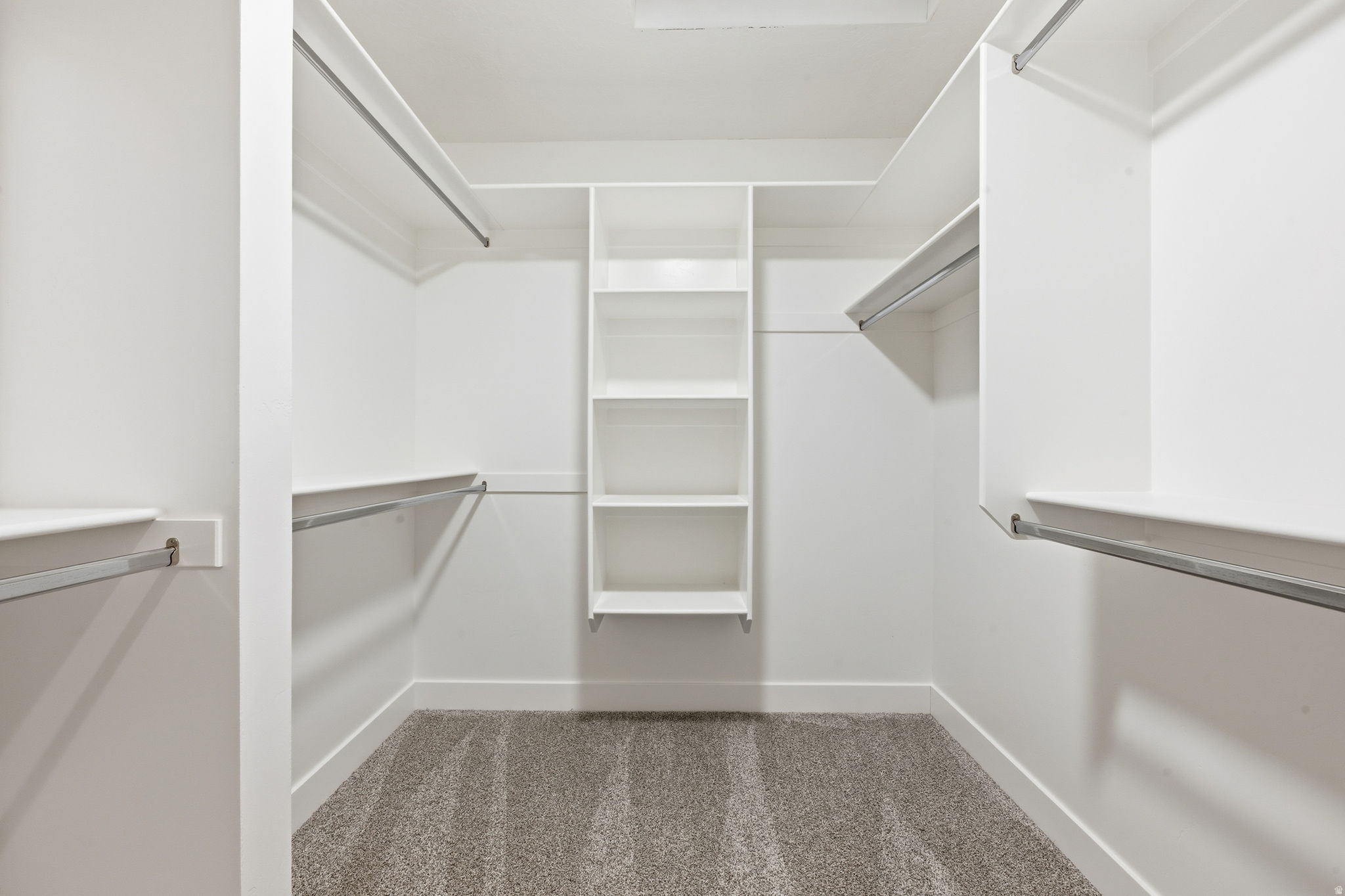 BLOOMINGTON COUNTRY CLUB 3-3 - Residential